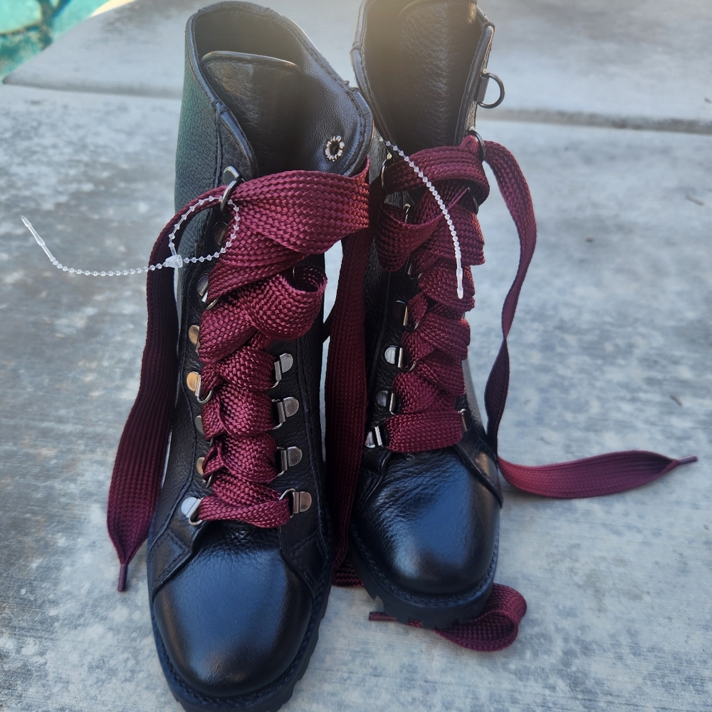 SCHUTZ Boots Zara Lace Up Black Leather Combat Block Heel Women's Size 6 B